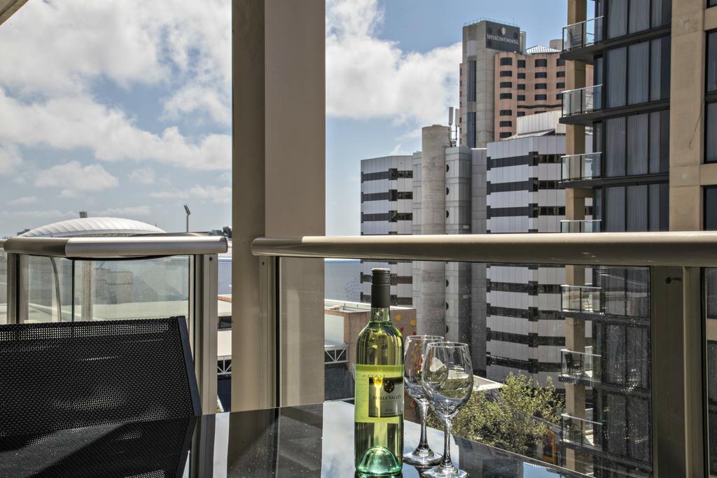 Adelaide Dress Circle Apartments - North Terrace Buitenkant foto